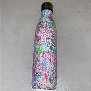 Lilly Pulitzer X S’Well water bottle